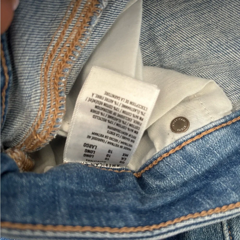 American Eagle Outfitters Light Blue Ripped Skinny Jeans - Picture 4 of 7